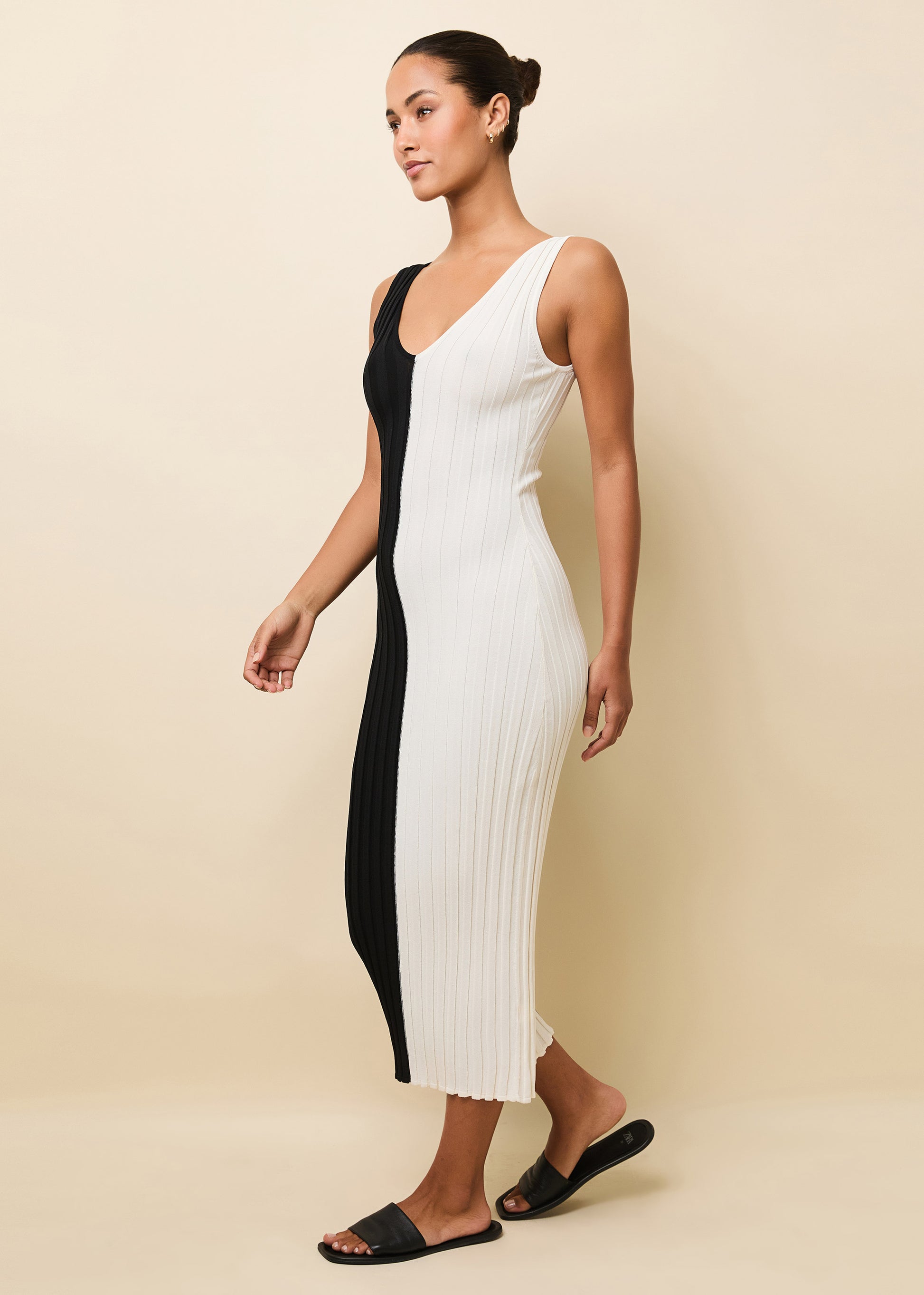 Aubrey Dress Noir / Brule - Solid & Striped