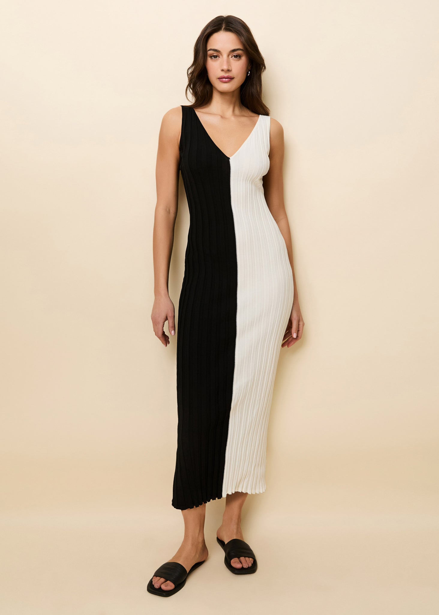 Aubrey Dress Noir / Brule - Solid & Striped